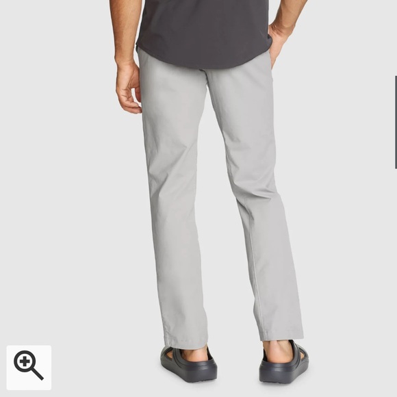Eddie Bauer Men’s Voyager Flex Chinos - Slim Fit - Picture 2 of 6